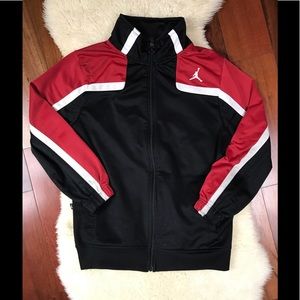 ♻️Nike Air Jordan Youth 12-13 full zip Jacket